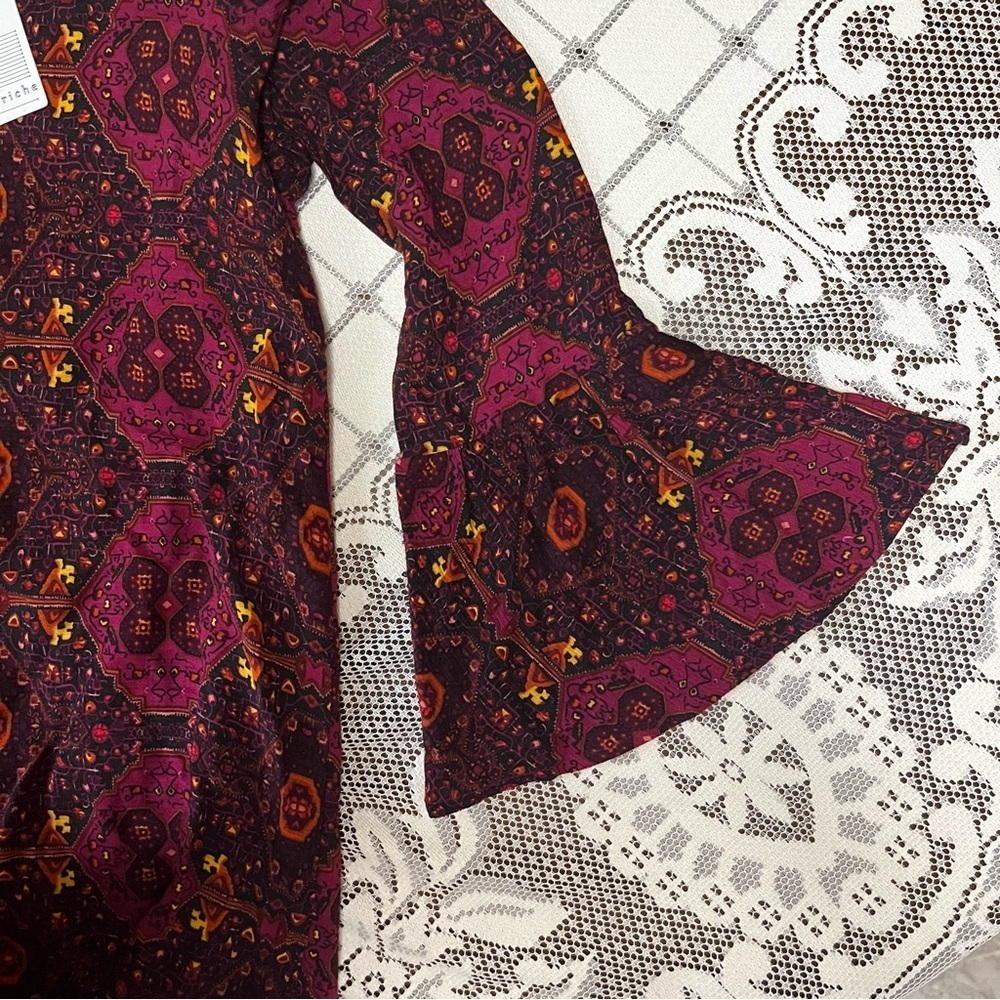 NWT love riche long sleeve ruffle mini dress with back cut out size medium - Picture 5 of 8